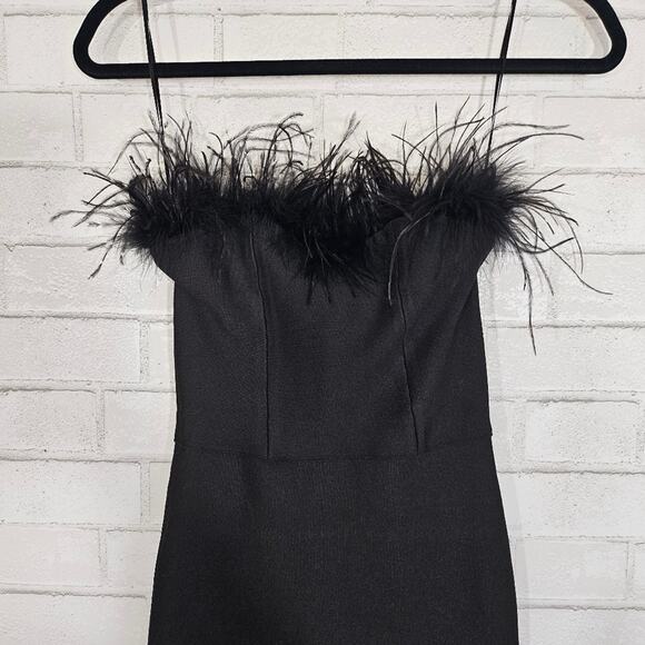 Velvi Sochi Black Strapless Dress - Picture 5 of 11